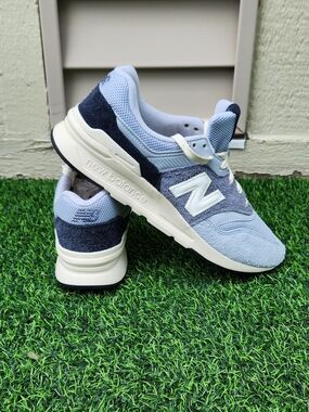 New Balance CM997HRY sneakers in Light blue SIZE 11.5